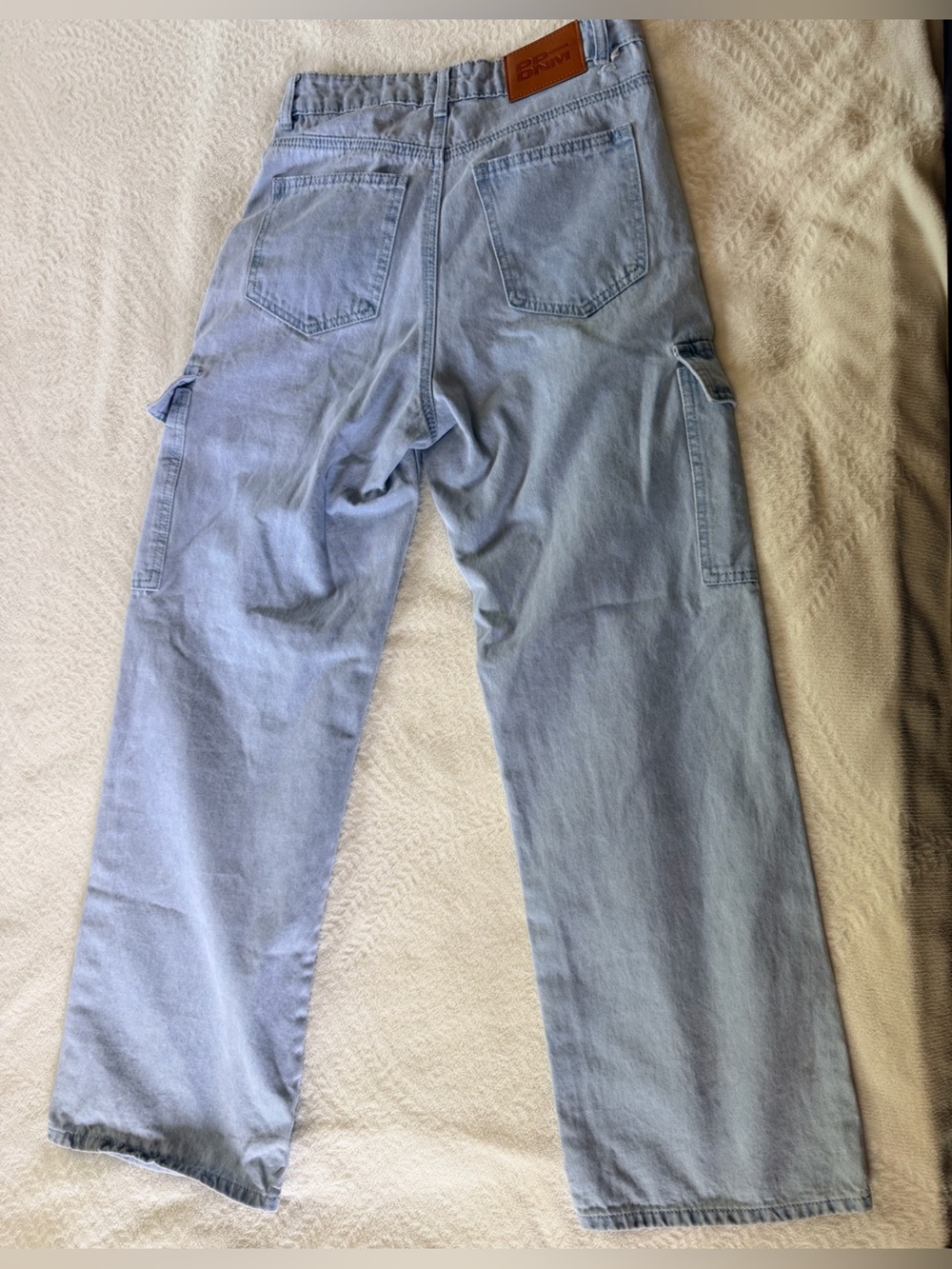 Princess Polly Light Blue Cargo Jeans | Size 4 - Picture 3 of 6